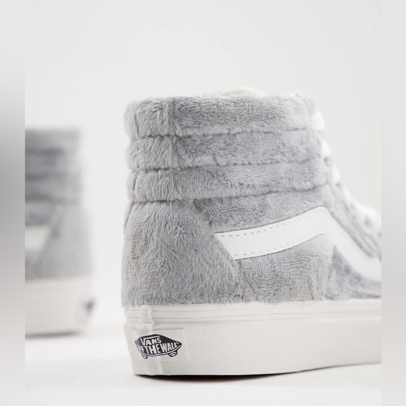 Vans Sk8-Hi Sherpa Sneaker - Picture 9 of 9